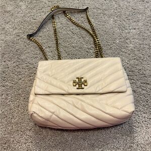 Tory Burch Cream Quilted Shoulder Bag with Gold Chain